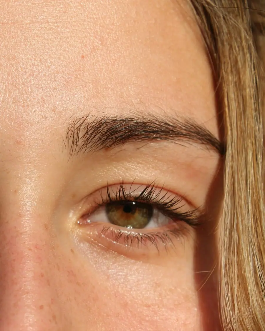 Close view of an eyebrow and the surrounding eye area